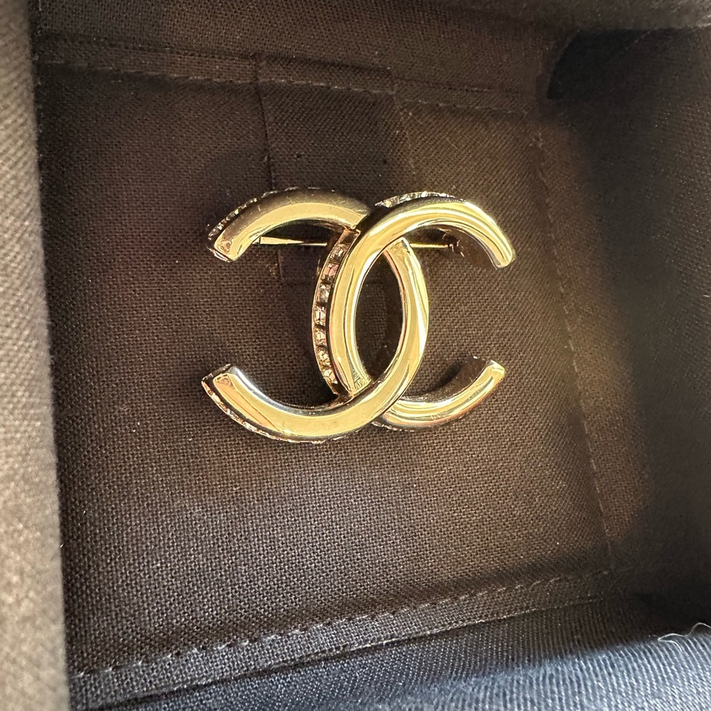 Chanel Silver Crystal Logo Brooch - Picture 5 of 11